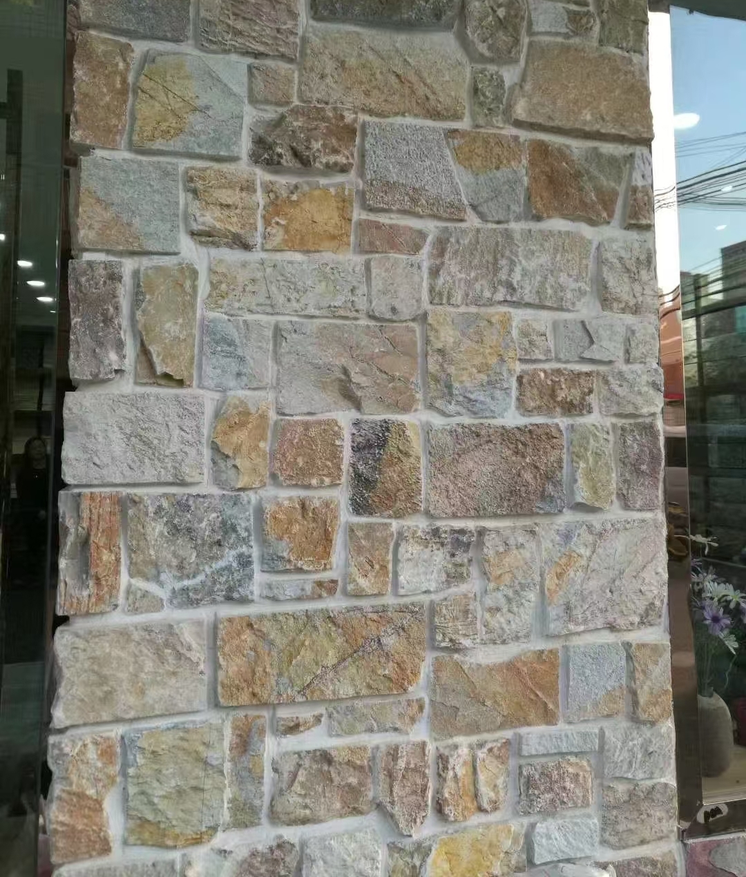 Yellow Castle Stone for Rustic Garden Walls