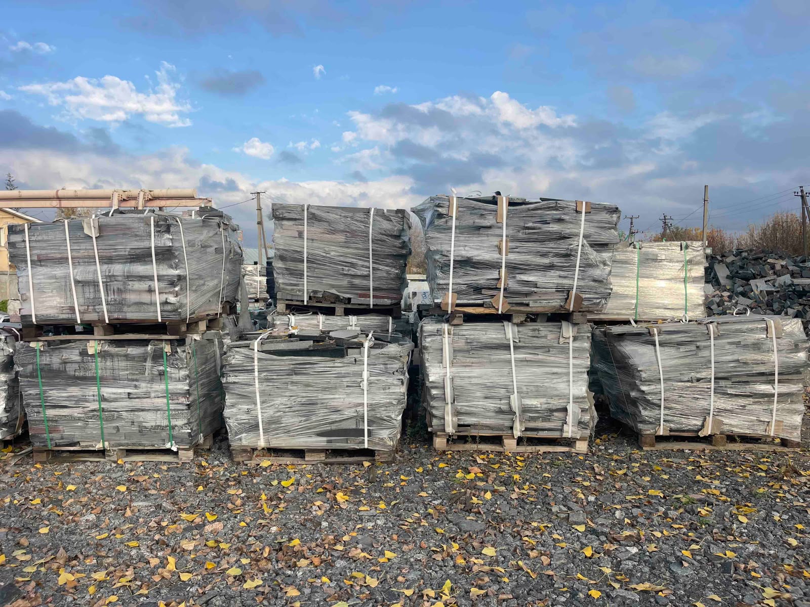 Granite & Gabbro Crazy Paving / Irregular Flagstones (sawn), 5 cm
