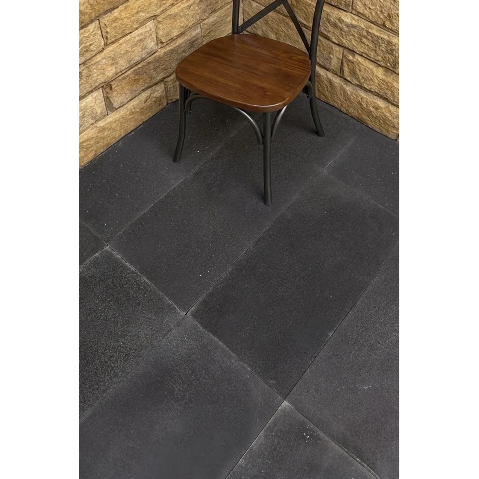 Grigio Stellato Grey Basalt – Brushed 24 Grit
