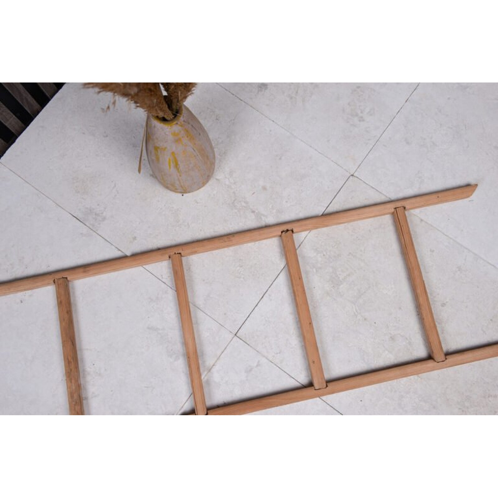 Pearl White Limestone Pavers – Natural Finish